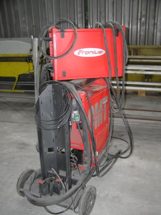 Prumyslových robotu-2